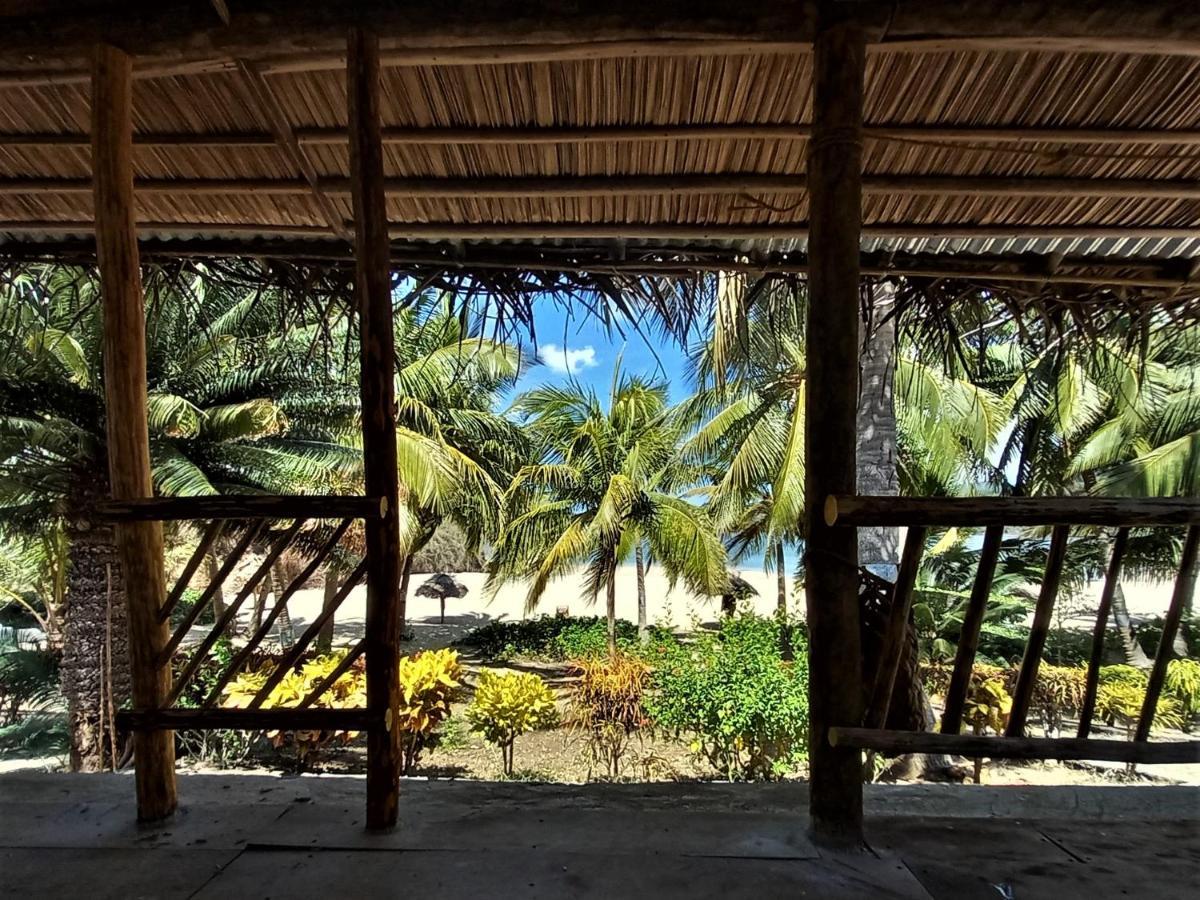 Moheli Laka Lodge Nioumachoua Exteriör bild