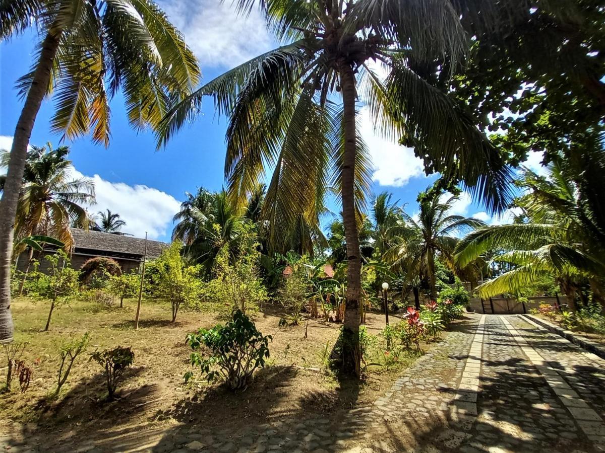 Moheli Laka Lodge Nioumachoua Exteriör bild