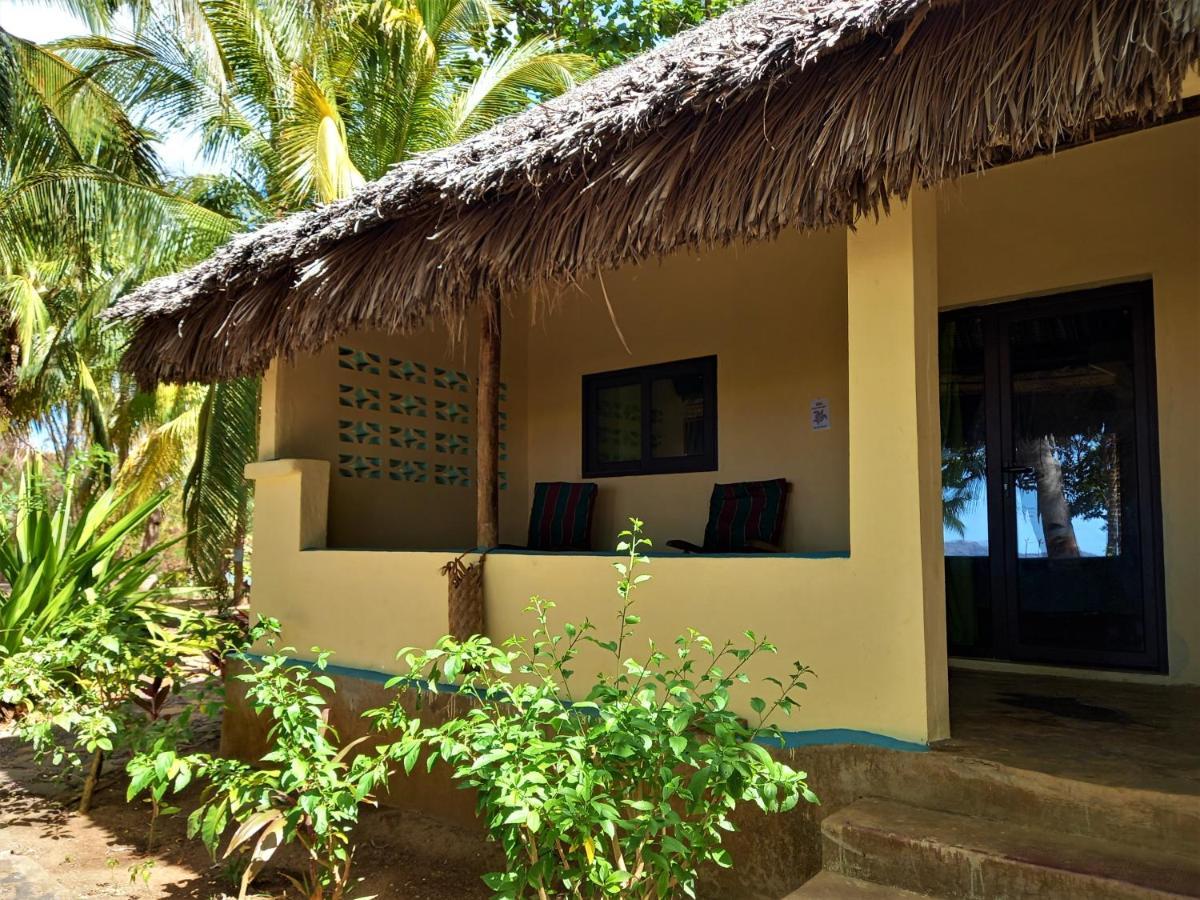Moheli Laka Lodge Nioumachoua Exteriör bild